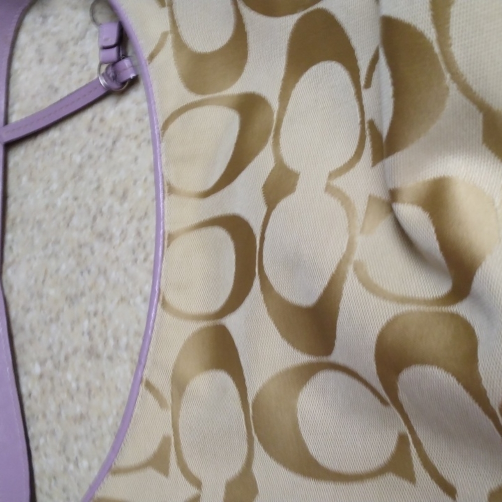 Coach Handbag - Picture 2 of 6